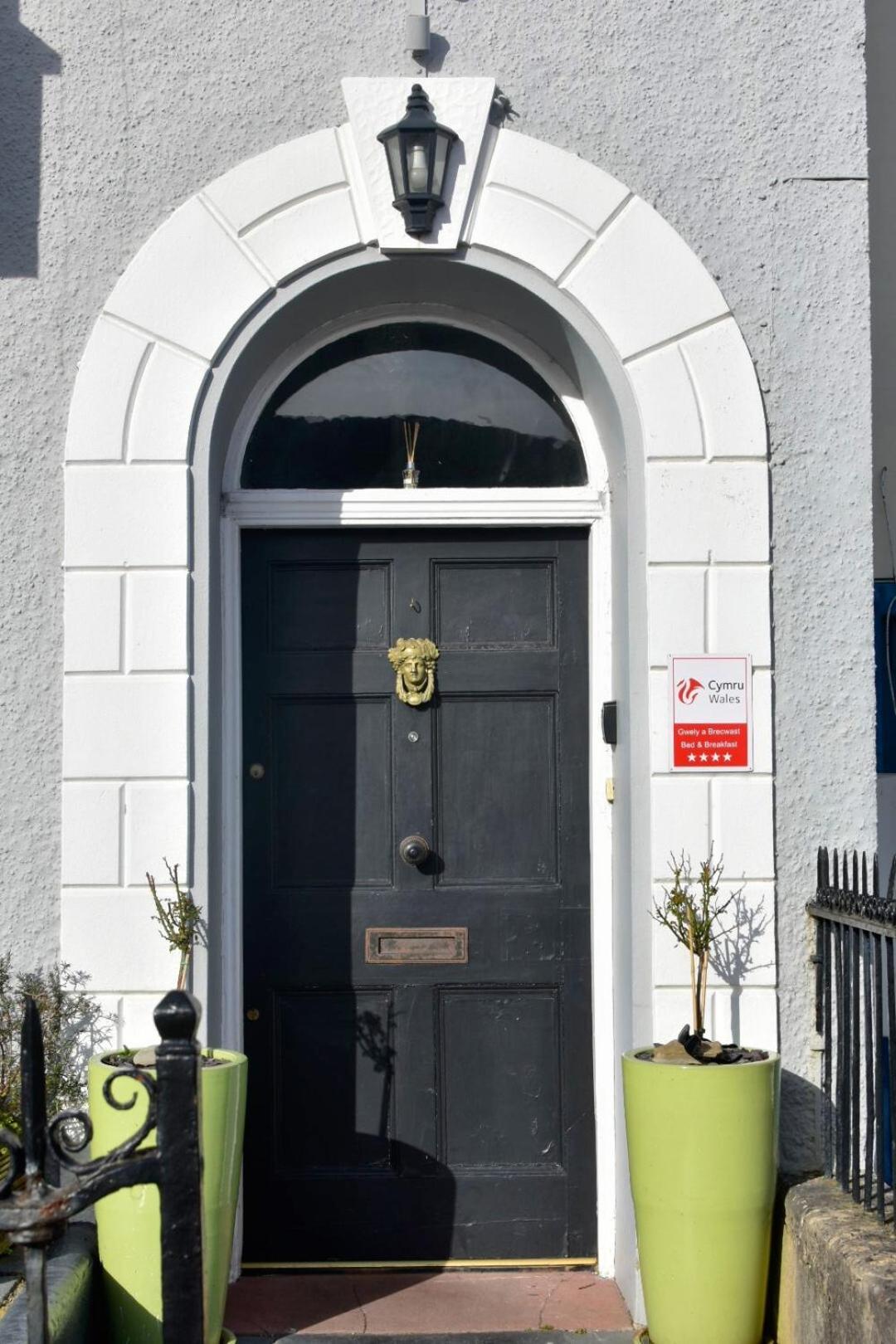 Eaton House Ξενοδοχείο Πέμπροκ Εξωτερικό φωτογραφία